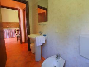 A bathroom at Apartment in Marche with Pool Access