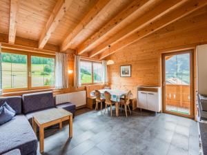 Gallery image of Spacious Apartment near Ski Area in Fendels in Fendels