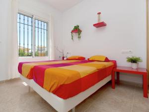 Katil atau katil-katil dalam bilik di Majestic Holiday Home in Mazarron with Private Pool