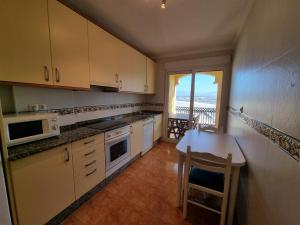 Afbeelding uit fotogalerij van Dúplex en 1ª línea de playa in Foz