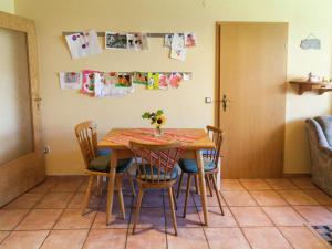 Galeriebild der Unterkunft Apartment in Halenfeld near Ski Slope in Sellerich
