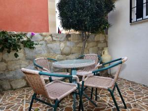 Patio alebo iná vonkajšia časť ubytovania Villa in Costa Blanca with Private Pool