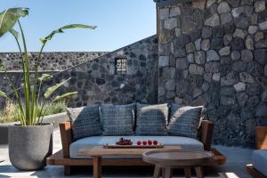 A seating area at Ardor Exclusive Villas
