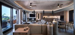 A seating area at Ardor Exclusive Villas