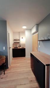 Kuchnia lub aneks kuchenny w obiekcie GRYF Apartamenty Holiday Family