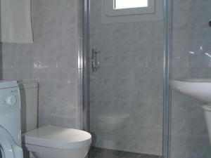 A bathroom at Villa in Loutra with Sea View and Pool