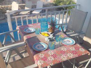 The swimming pool at or close to Villa in Loutra with Sea View and Pool