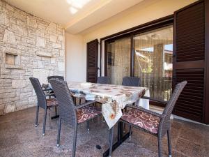 Fotografia z galérie ubytovania Modern apartment near the beach in Istria v destinácii Vintijan