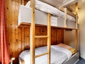 Letto o letti in una camera di Holiday Home in Rendeux near Nature Trails