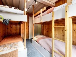 Letto o letti in una camera di Holiday Home in Rendeux near Nature Trails