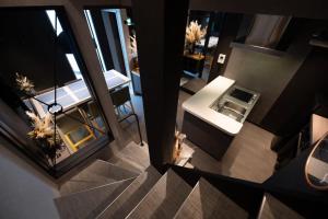 an overhead view of a bathroom with a sink at trive ozone バンテリンドーム ナゴヤ近く 都心部好アクセス 大曽根駅 徒歩3分 in Nagoya