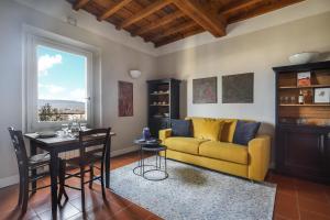 A seating area at Florence in the window- Unique view