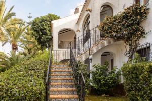 Vonkajšia záhrada v ubytovaní Cala Blanca Javea/Residence, beach, pool, tenis A/C