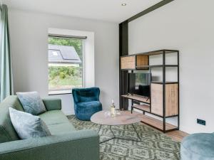 Χώρος καθιστικού στο Home for Family & Pets