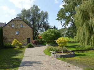 Zahrada ubytování Mansion in Ogne with Architectural Garden
