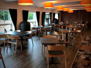 A restaurant or other place to eat at Hotel Dalgas, BW Signature Collection