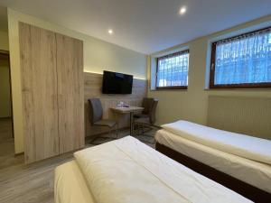 Una cama o camas en una habitación de Apartment Allersberg