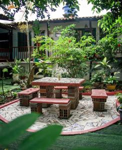 HI Hostel Chapada外面的花园