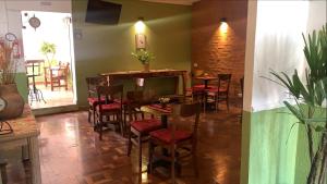 Restoran ili drugo mesto za obedovanje u objektu Hotel Pousada Ibituruna