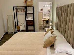 Villa Cinzia-150 mt from the beach客房内的一张或多张床位