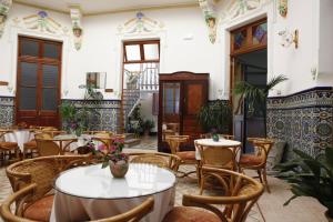 Posedenie v ubytovaní Hotel Restaurante Casa Julia