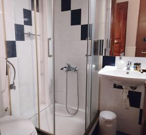 Koupelna v ubytování Klio Guesthouse