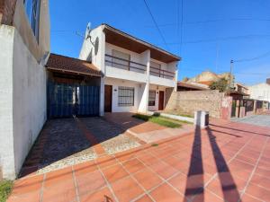 Το κτήριο όπου στεγάζεται  η παραθεριστική κατοικία