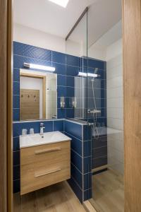 Kúpeľňa v ubytovaní Autohof 171 Hotel Hegyeshalom