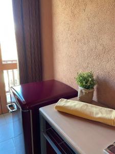 A seating area at Suite - La Casa del Maestro