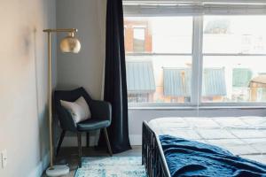 Ένα ή περισσότερα κρεβάτια σε δωμάτιο στο The Sanctuary Company Johnson City