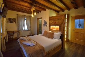 A bed or beds in a room at Affittacamere da Annarè