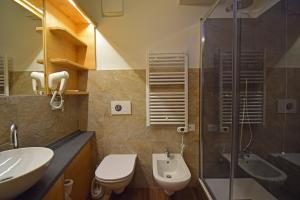 A bathroom at Affittacamere da Annarè