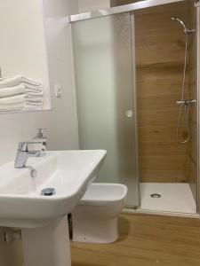 Kúpeľňa v ubytovaní APARTAMENTOS HÉRCULES SEVILLA centro de Sevilla