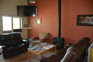 Gallery image of Northway Motor Inn in Dease Lake +21 photos