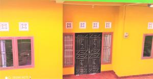 ブキティンギにあるPenginapan Syariah Dhifa Indonesian onlyのギャラリーの写真