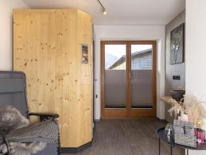 Posezení v ubytování Moiklerhof holiday home in Ramsau im Zillertal