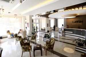 Vstupní hala nebo recepce v ubytování Lavin Hotel & Spa + 37 fotografií