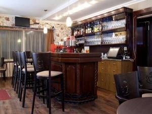 Lounge nebo bar v ubytování Hotel Villa Huber