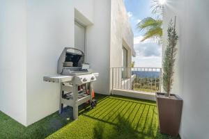 Zdjęcie z galerii obiektu Holiday in ground floor apartment in Marbella Club Hills, Benahavis w mieście Benahavís