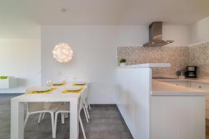 Kuchnia lub aneks kuchenny w obiekcie 2bed apartment in Miraflores