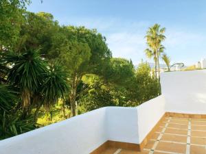 Balkón nebo terasa v ubytování Beautiful, Bright and Spacious Duplex in Marbella