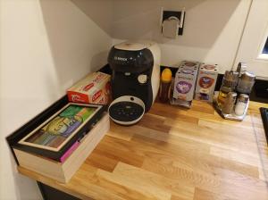 Gallery image of Séjour au Jardin de Cupidon avec jacuzzi et sauna in Balbigny