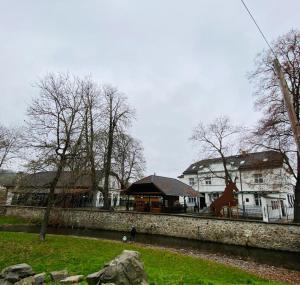 Budova, v ktorej sa penzión nachádza