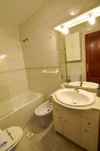 Kúpeľňa v ubytovaní Letmalaga Economy San Telmo + 21 fotografií