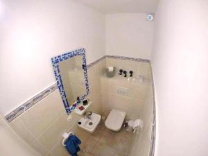 Łazienka w obiekcie Ferienwohnung CENTRAL - COSTA CALMA - WiFi - Innenstadt