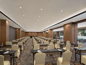 Restaurace v ubytování AIHO Hotel Medan