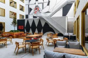 Zona de estar de Radisson RED Hotel, Vienna