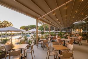 Restaurace v ubytování Fllad Resort & SPA Durres