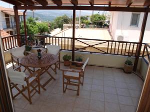 A balcony or terrace at Villa Helidoni