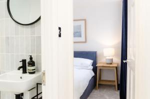 Gallery image of Cozy Broadstairs Hideaway - 1 min walk to beach in Kent